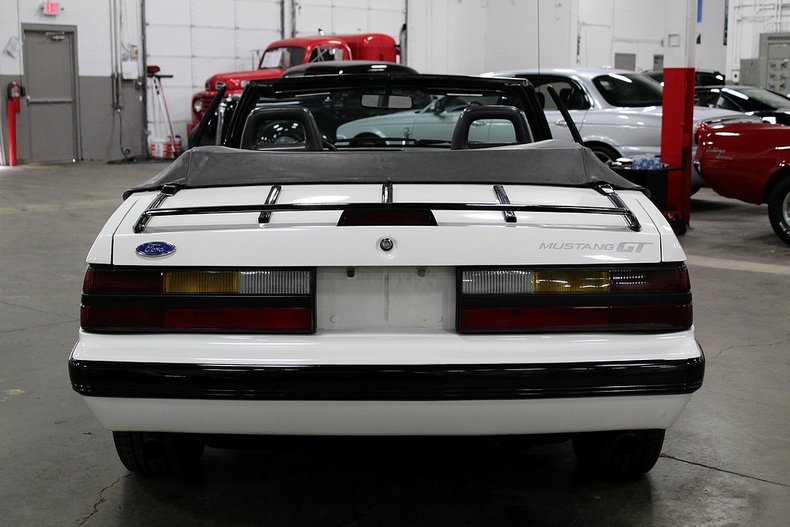 1986 Ford Mustang GT Convertible - photo 4