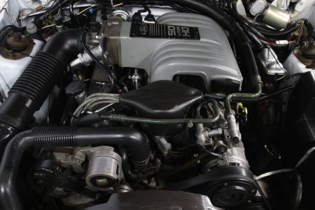 1986 Ford Mustang GT - photo 3