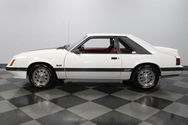 1986 Ford Mustang GT - photo 5