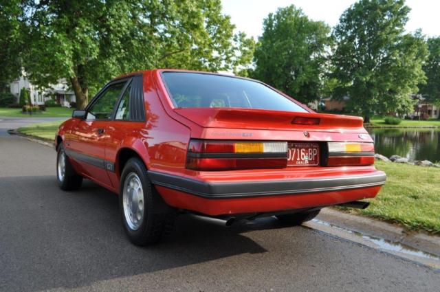 1986 Ford Mustang GT - photo 6