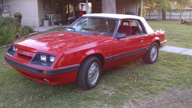 1986 Ford Mustang GT - photo 2