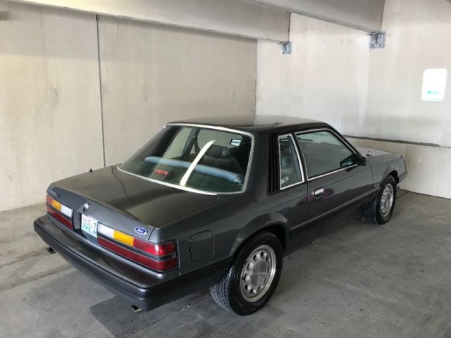 1986 Ford Mustang LX - photo 2