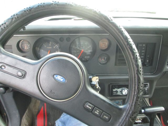 1986 Ford Mustang LX Convertible - photo 8