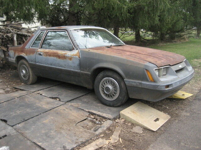 1986 Ford Mustang LX - photo 2