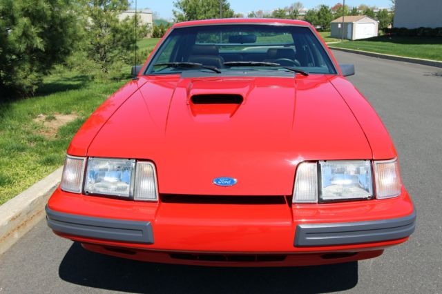 1986 Ford Mustang SVO Hatchback 2-Door - photo 7