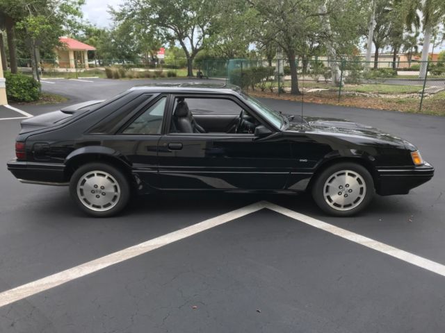 1986 Ford Mustang SVO - photo 3