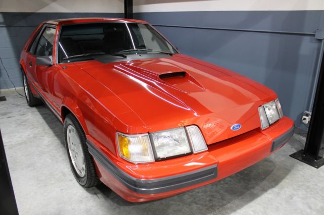 1986 Ford Mustang SVO - photo 2