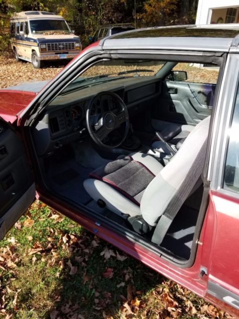 1986 Ford Mustang GT - photo 7