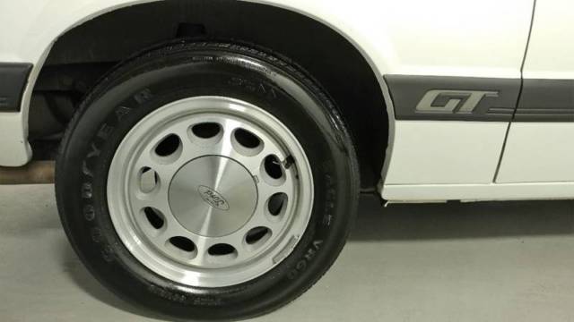 1986 Ford Mustang GT 2dr Hatchback - photo 13