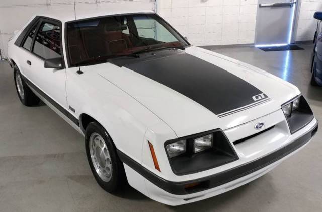 1986 Ford Mustang GT 2dr Hatchback - photo 9