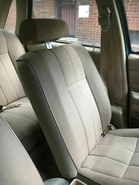 1986 Ford Tempo - photo 10