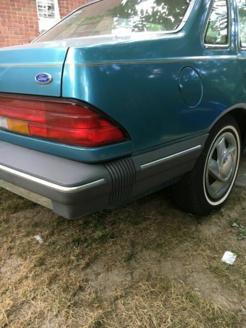1986 Ford Tempo - photo 8