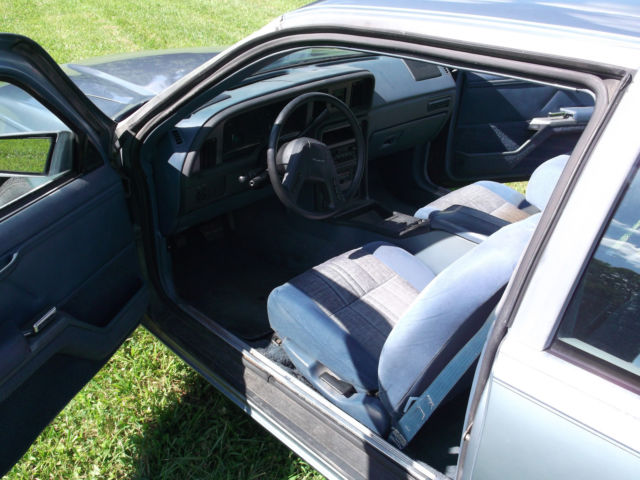 1986 Ford Thunderbird - photo 3
