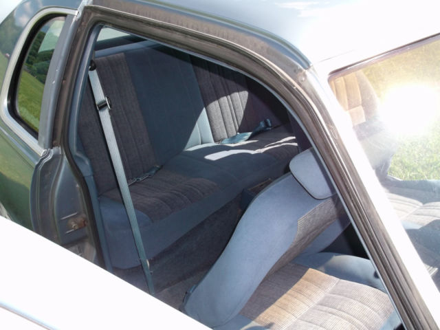 1986 Ford Thunderbird - photo 7