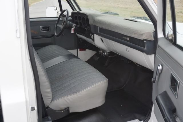 1986 GMC Sierra 3500 1986 Gmc 3500 flatbed low miles 5.7 v8 350 - photo 7