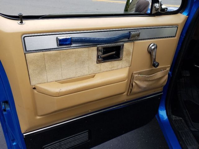 1986 GMC Sierra 2500 - photo 9