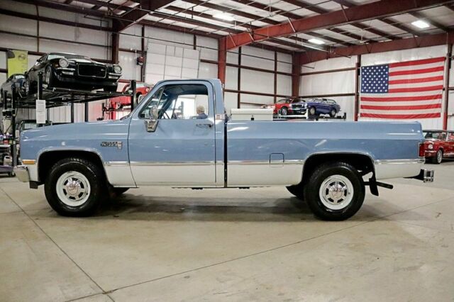 1986 GMC C2500 Classic - photo 2