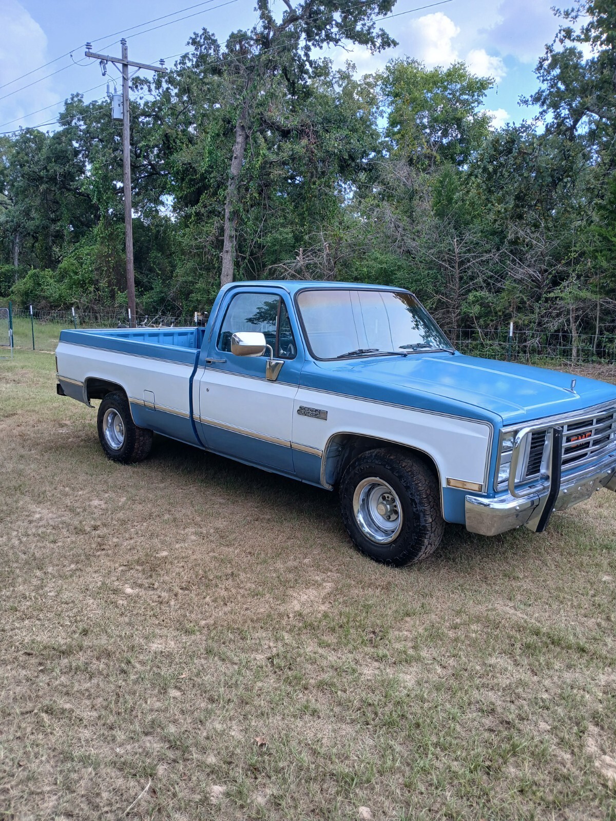 1986 GMC Sierra 1500 Longbed / two tone. white over blue - photo 5