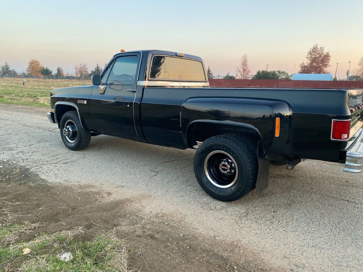 1986 Chevrolet C-10 Pickup - photo 5