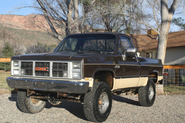 1986 GMC K1500 High Sierra Standard Cab Shortbed Pickup 2-Door 5.7L 350 4 Speed 1986 GMC Sierra 1500