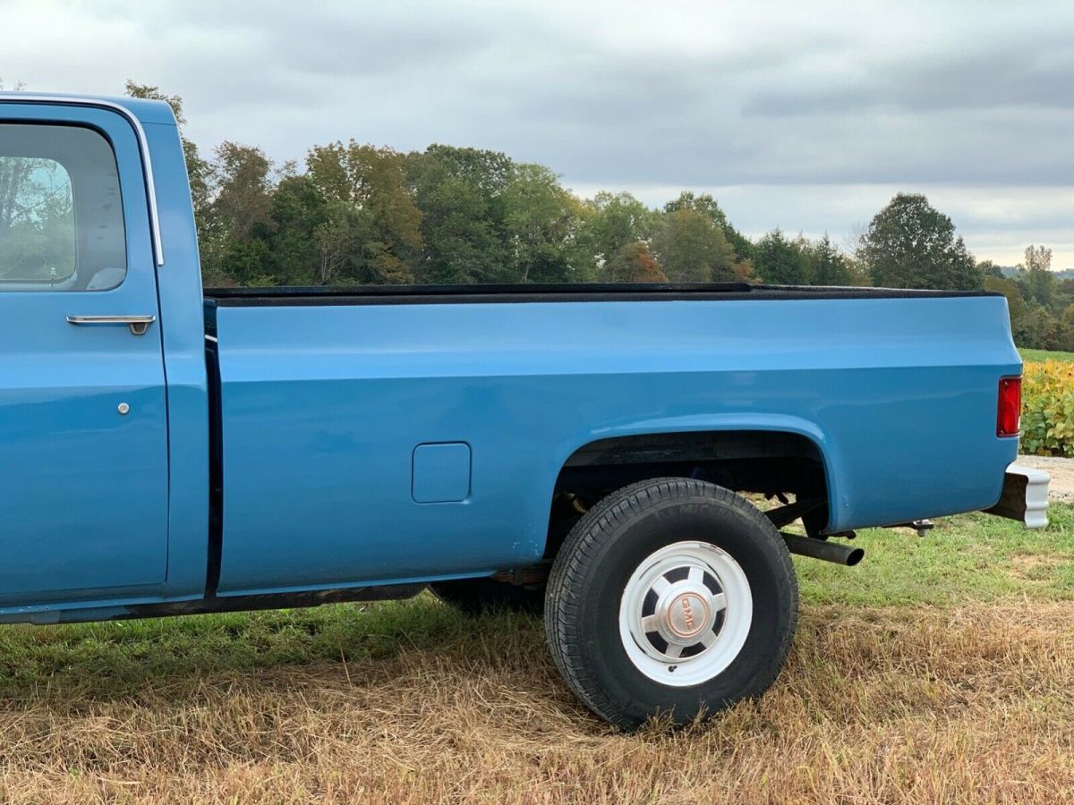 1986 GMC K2500 New Paint New Interior - photo 8
