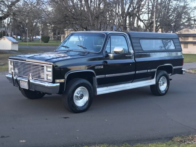 1986 GMC K2500 High Sierra 4X4 Standard Cab Pickup 2-Door 5.7L 1986 GMC 2500 High Sierra Standard Cab Pickup 2-Door