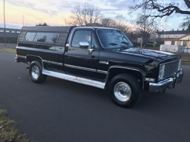 1986 GMC 2500 High Sierra Standard Cab Pickup 2-Door - photo 2