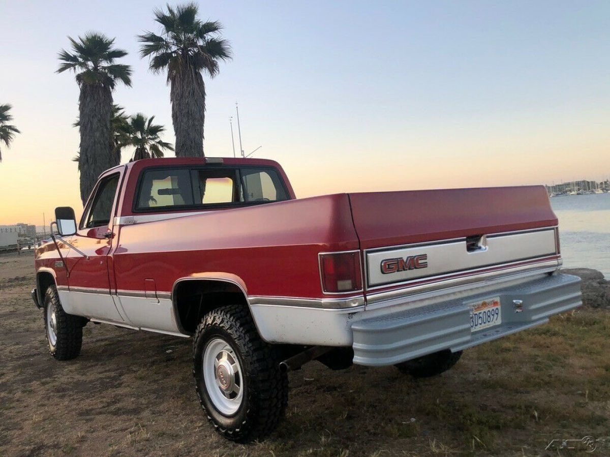 1986 Chevrolet C/K Pickup 2500 K2500 Sierra Classic - photo 12