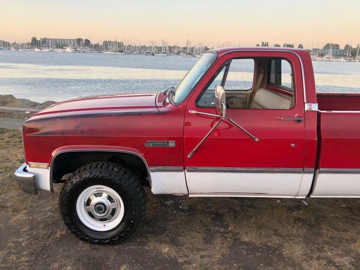 1986 Chevrolet C/K Pickup 2500 K2500 Sierra Classic - photo 6