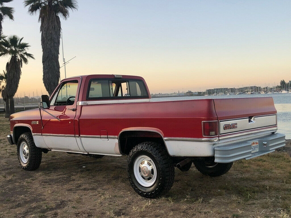 1986 Chevrolet C/K Pickup 2500 K2500 Sierra Classic - photo 9