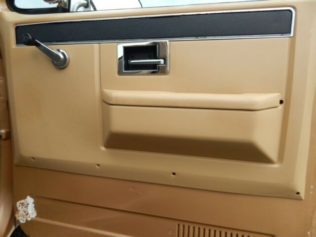 1986 Chevrolet C/K Pickup 3500 - photo 10