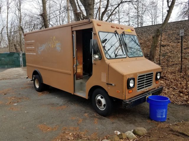 1986 GMC P30 - photo 2