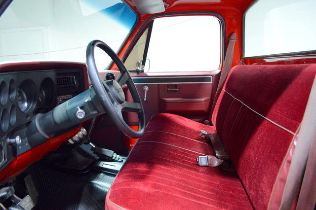 1986 GMC Pickup Base Standard Cab Pickup 2-Door - photo 9