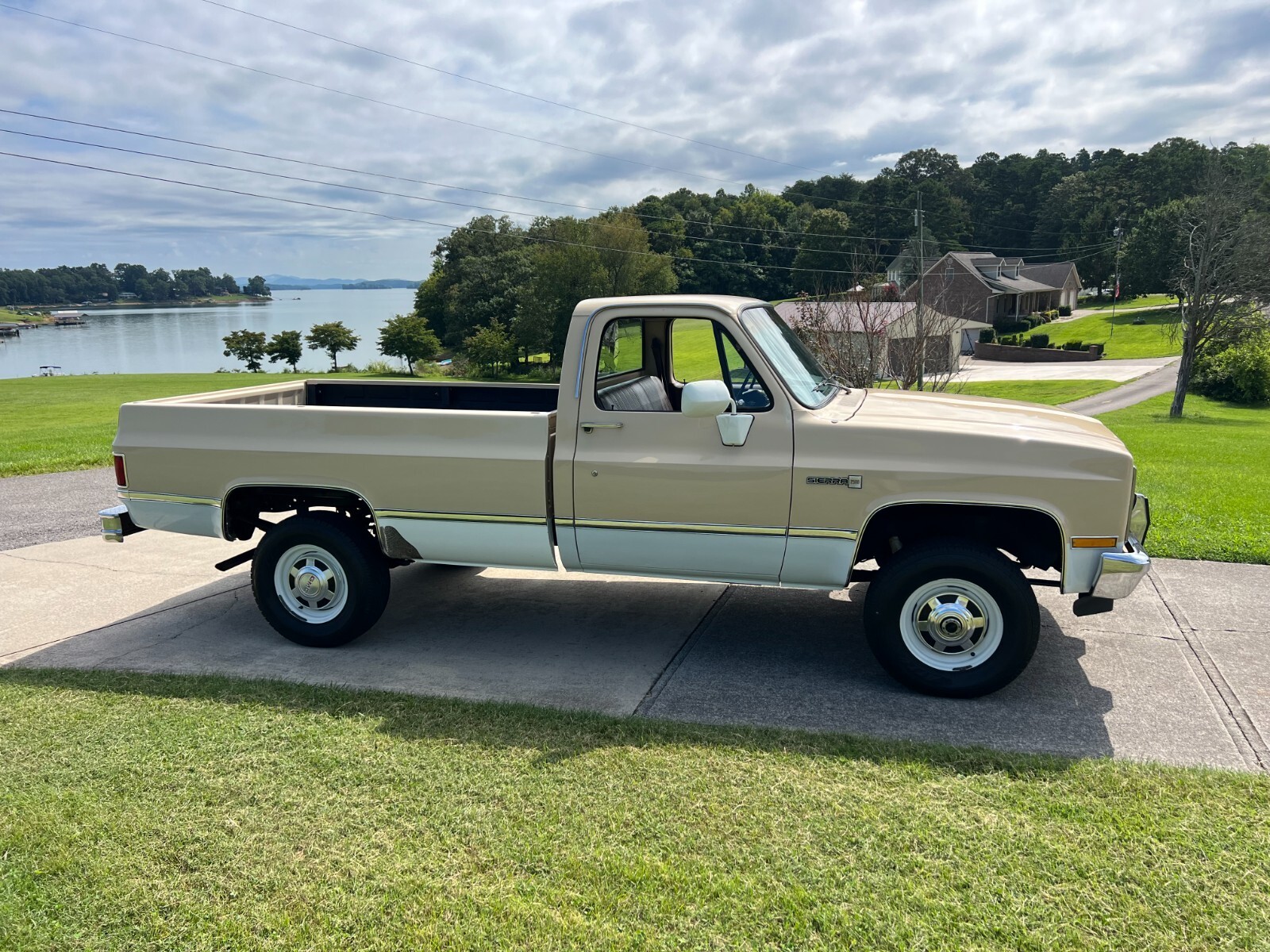 1986 GMC Sierra 2500 - photo 4