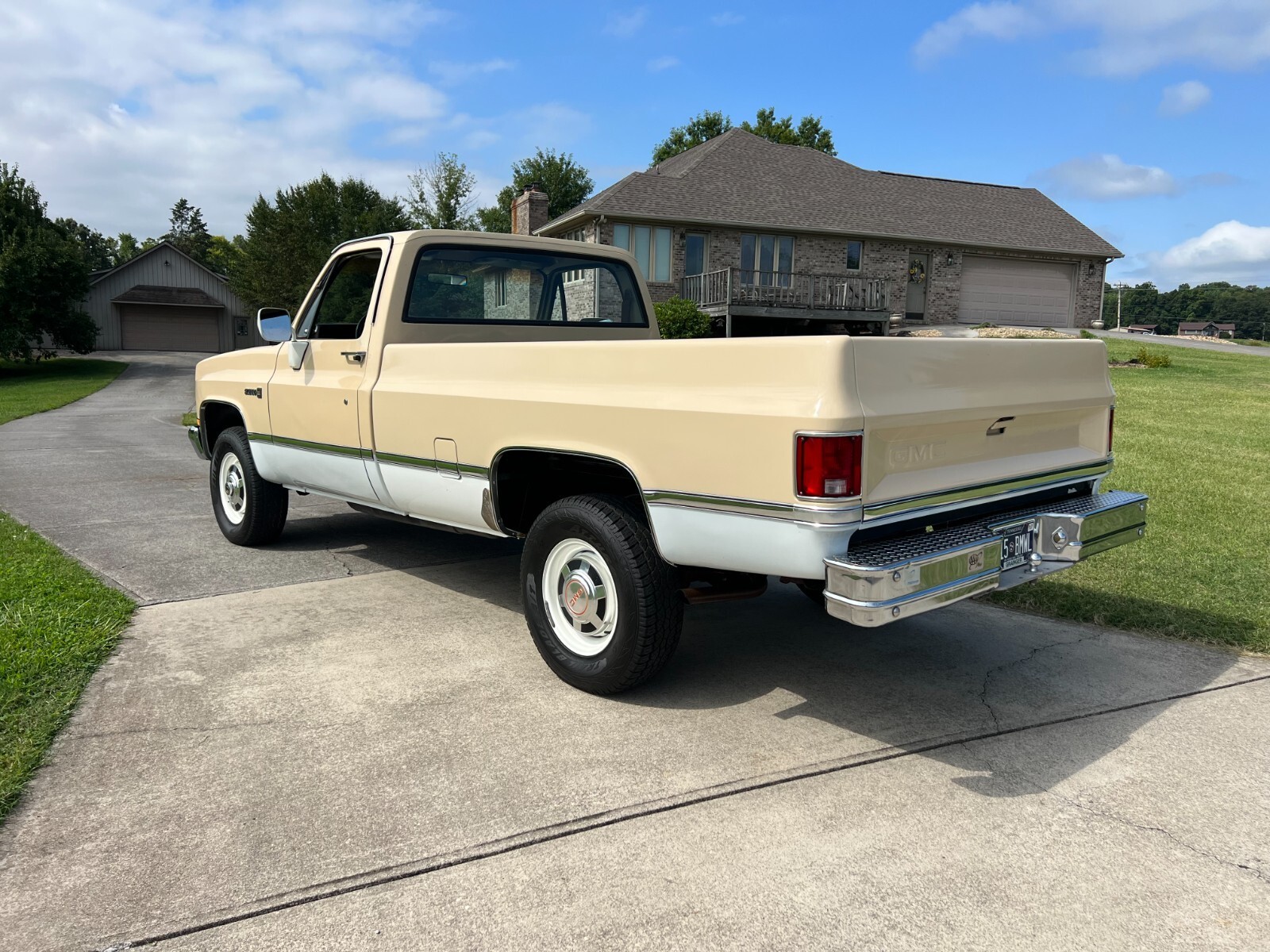 1986 GMC Sierra 2500 - photo 7