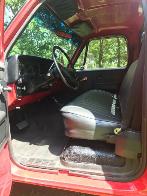 1986 GMC Sierra 2500 - photo 5