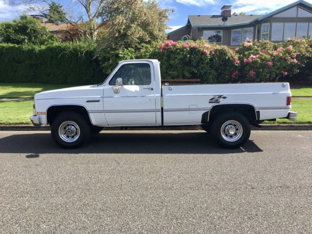 1986 GMC Sierra 2500 4X4 - photo 11