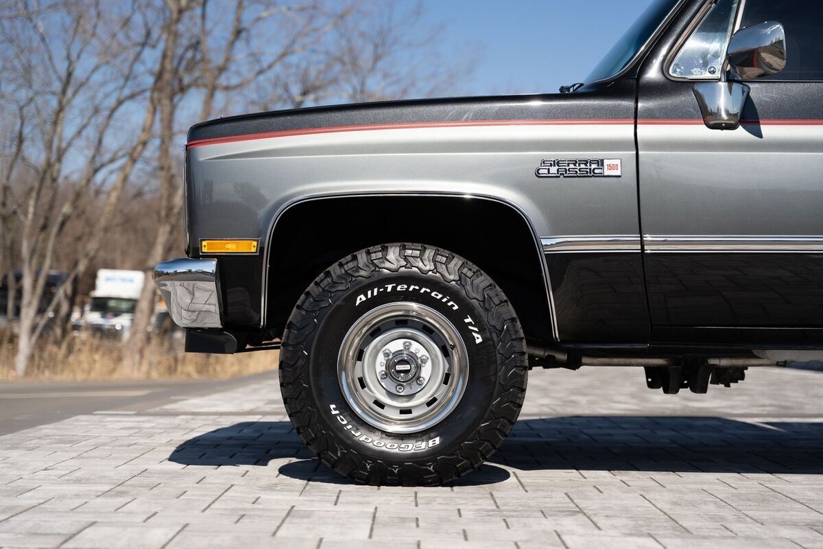 1986 GMC Sierra 1500 - photo 3