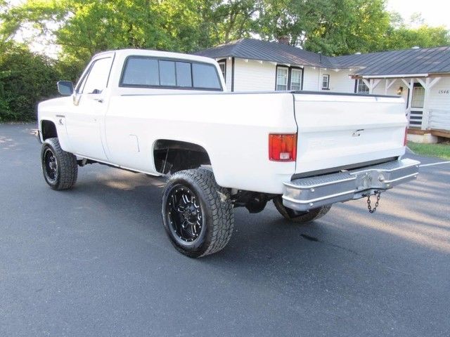 1986 GMC Sierra 1500 Base Standard Cab Pickup 2-Door - photo 7