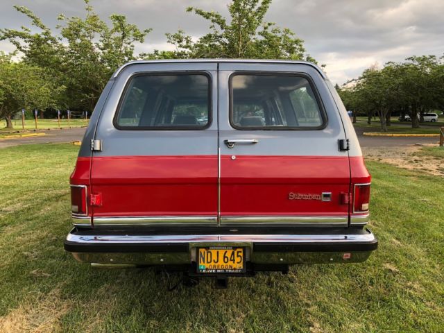 1986 GMC Suburban 1500 4X4 - photo 8