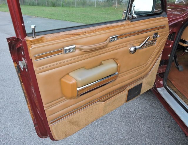 1986 Jeep Wagoneer Grand Wagoneer 4WD - photo 10