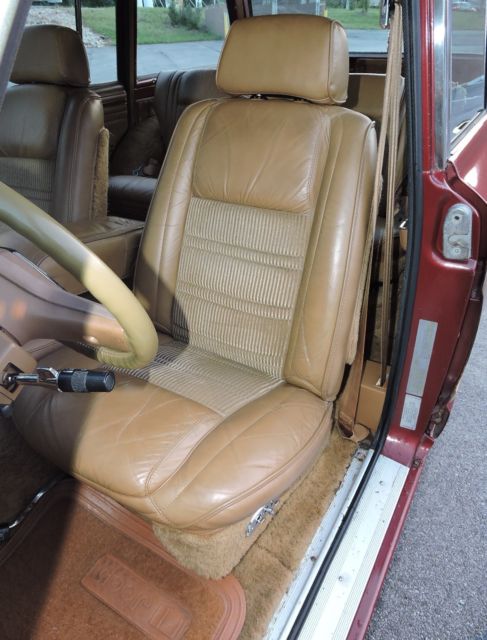1986 Jeep Wagoneer Grand Wagoneer 4WD - photo 12