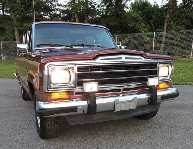 1986 Jeep Wagoneer Grand Wagoneer 4WD - photo 3