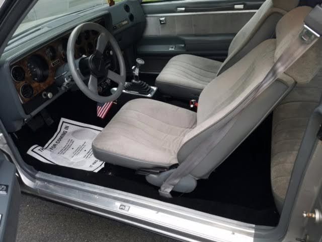 1986 Pontiac Grand Prix - photo 10