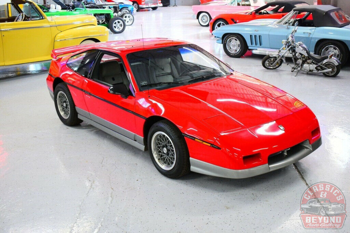 1986 Pontiac Fiero GT - photo 3
