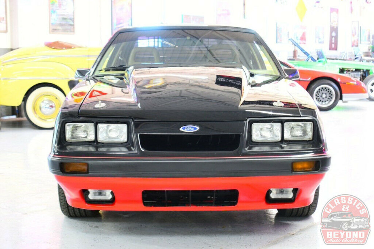 1986 Ford Mustang GT - photo 6