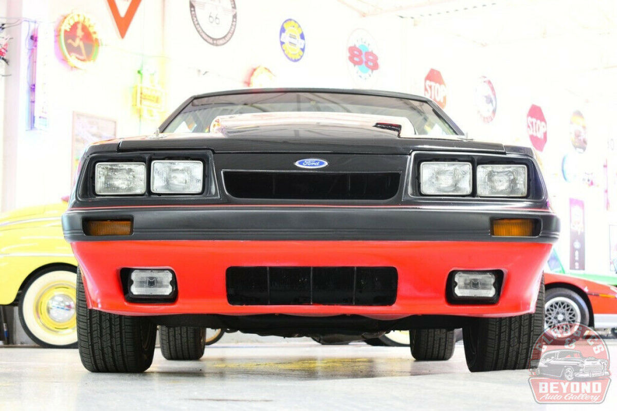 1986 Ford Mustang GT - photo 7