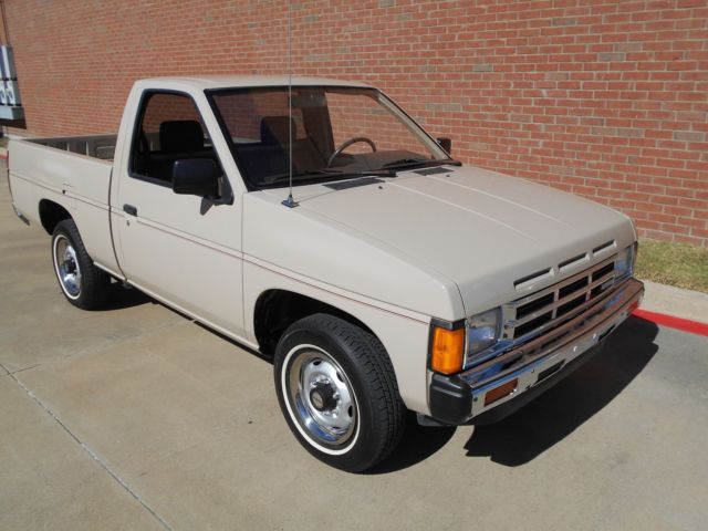 1986 Nissan D21 - photo 2