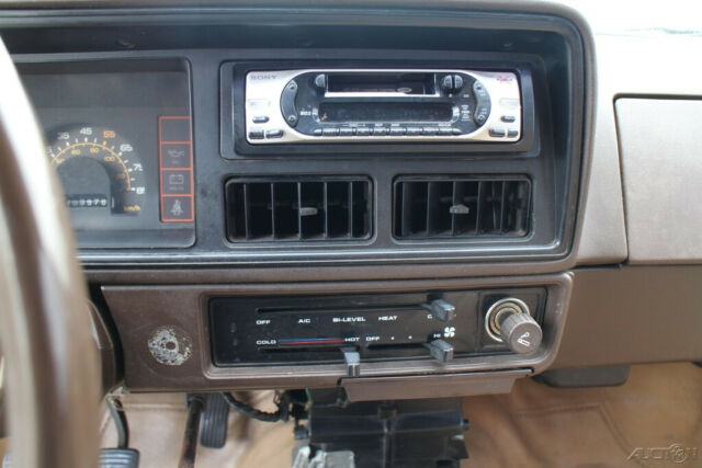 1986 Isuzu Pickup - photo 13