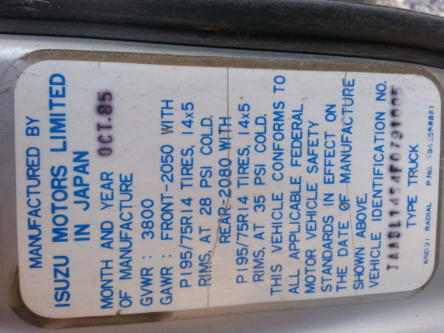 1986 Isuzu PuP Pickup Truck Base Standard Cab Pickup 2-Door - photo 13